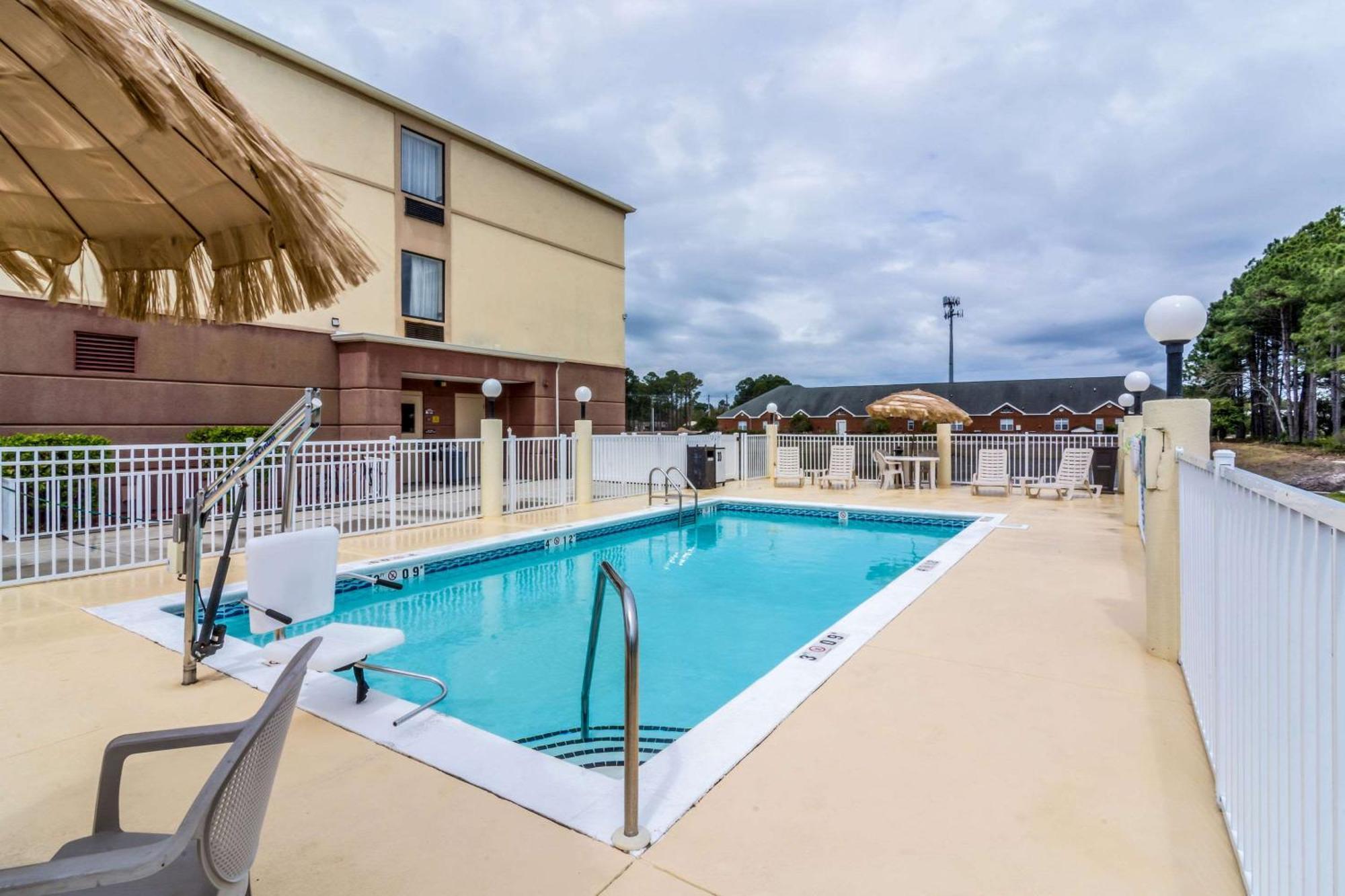 Comfort Inn & Suites Panama City North Exterior foto